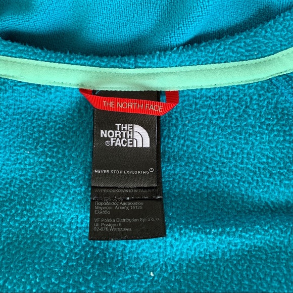 The North Face Polartec Classic Fleece Jacket - Picture 11 of 15